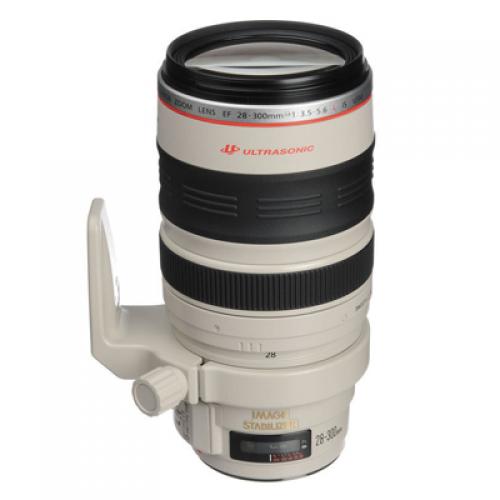 Canon EF 28 – 300mm f/3.5–5.6L IS USM